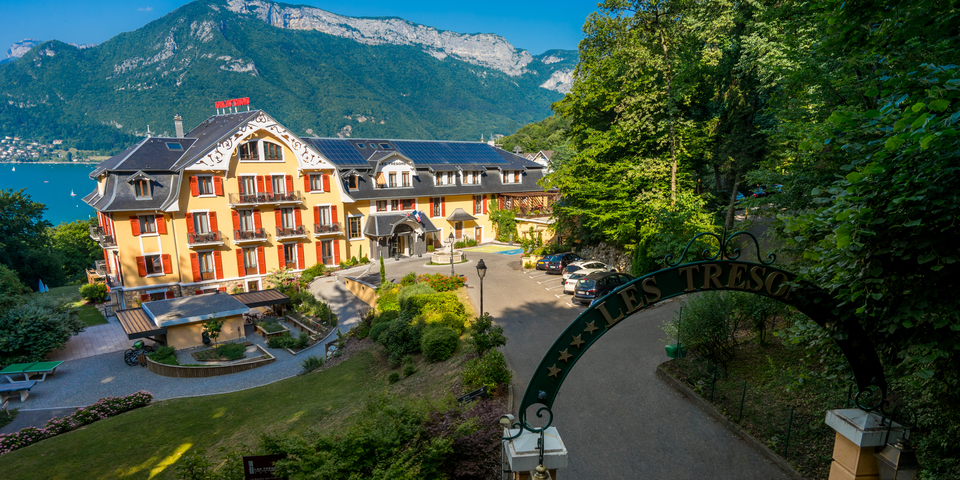 Hôtel Les Trésoms - Lake and Spa Resort